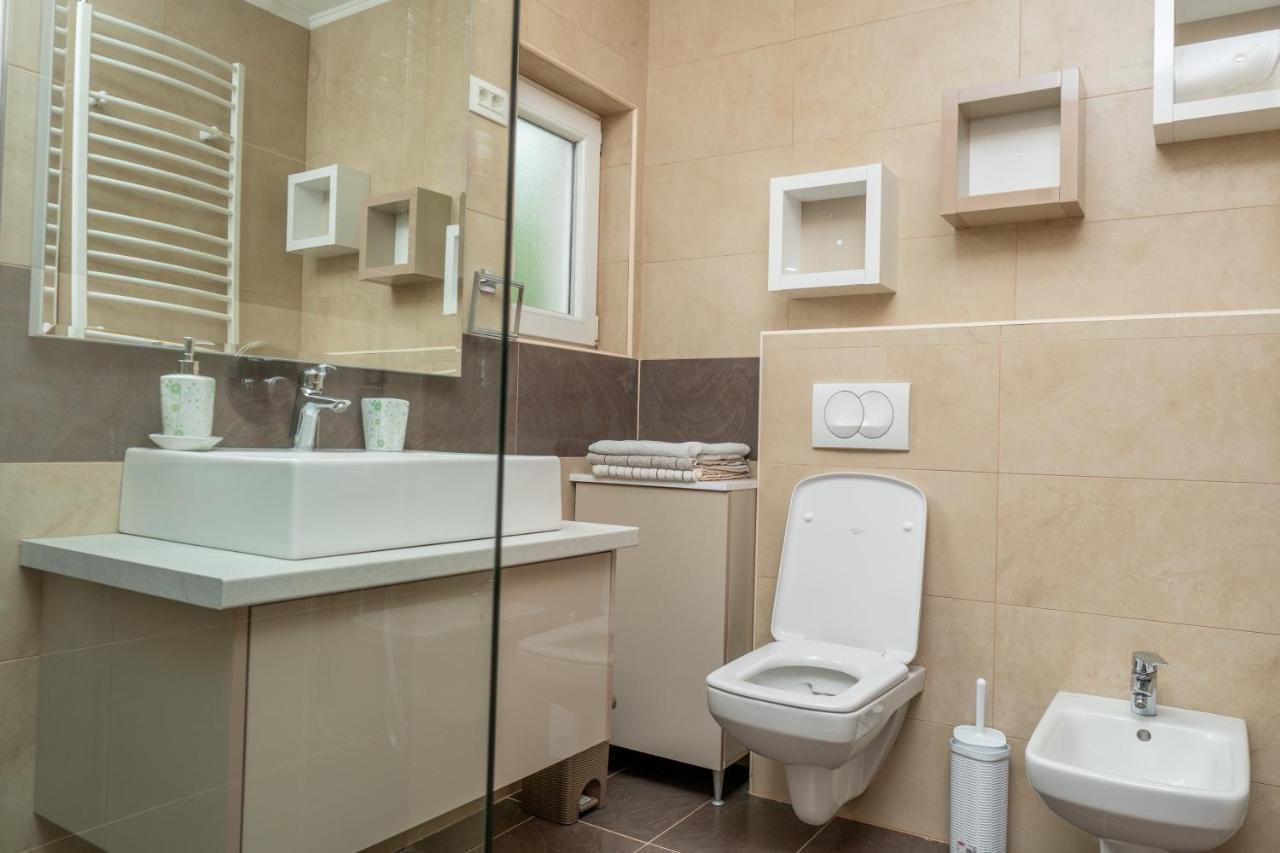 Hotel Royal Garden Niksic Phòng bức ảnh