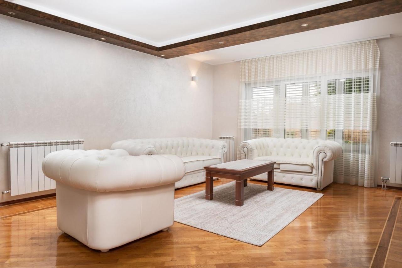 Hotel Royal Garden Niksic Ngoại thất bức ảnh