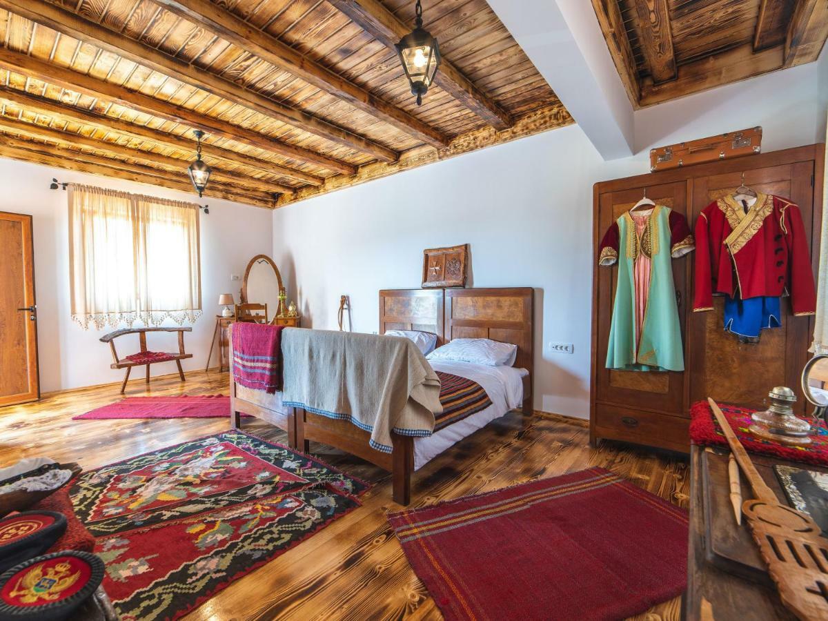 Hotel Royal Garden Niksic Ngoại thất bức ảnh