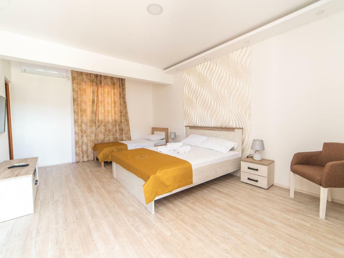 Hotel Royal Garden Niksic Ngoại thất bức ảnh