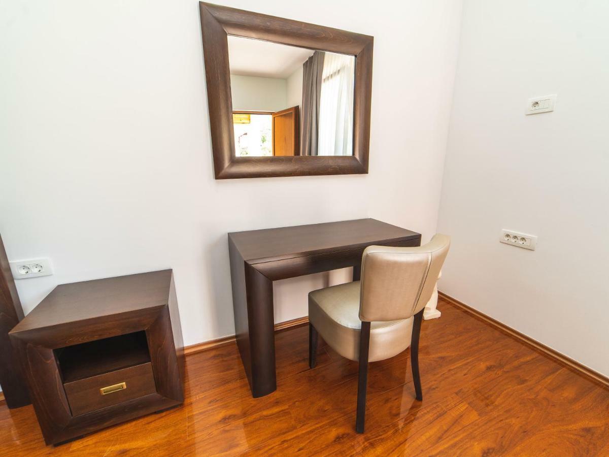 Hotel Royal Garden Niksic Ngoại thất bức ảnh