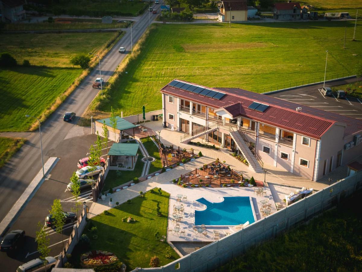 Hotel Royal Garden Niksic Ngoại thất bức ảnh